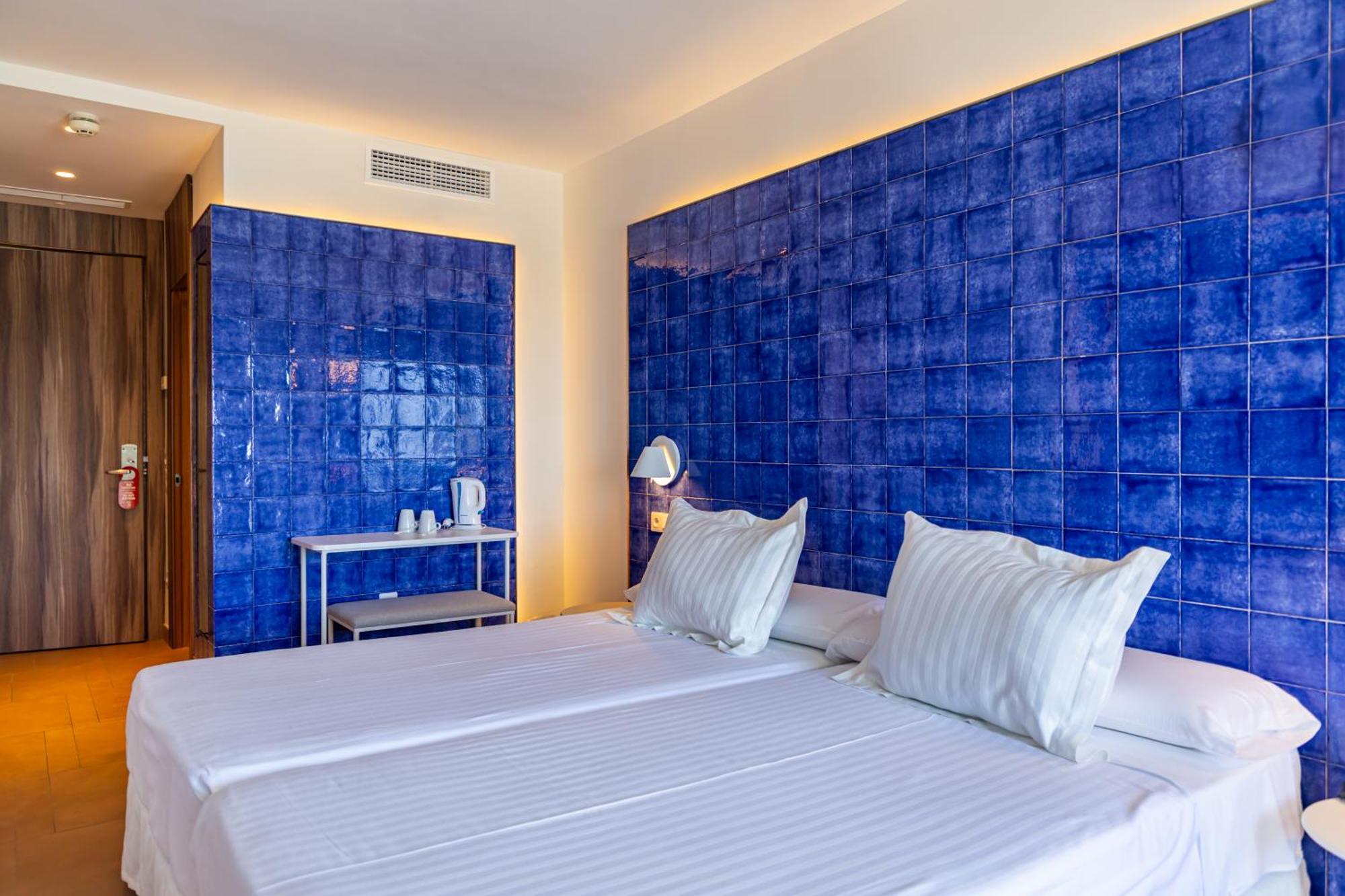 Perla Marina Hotel
